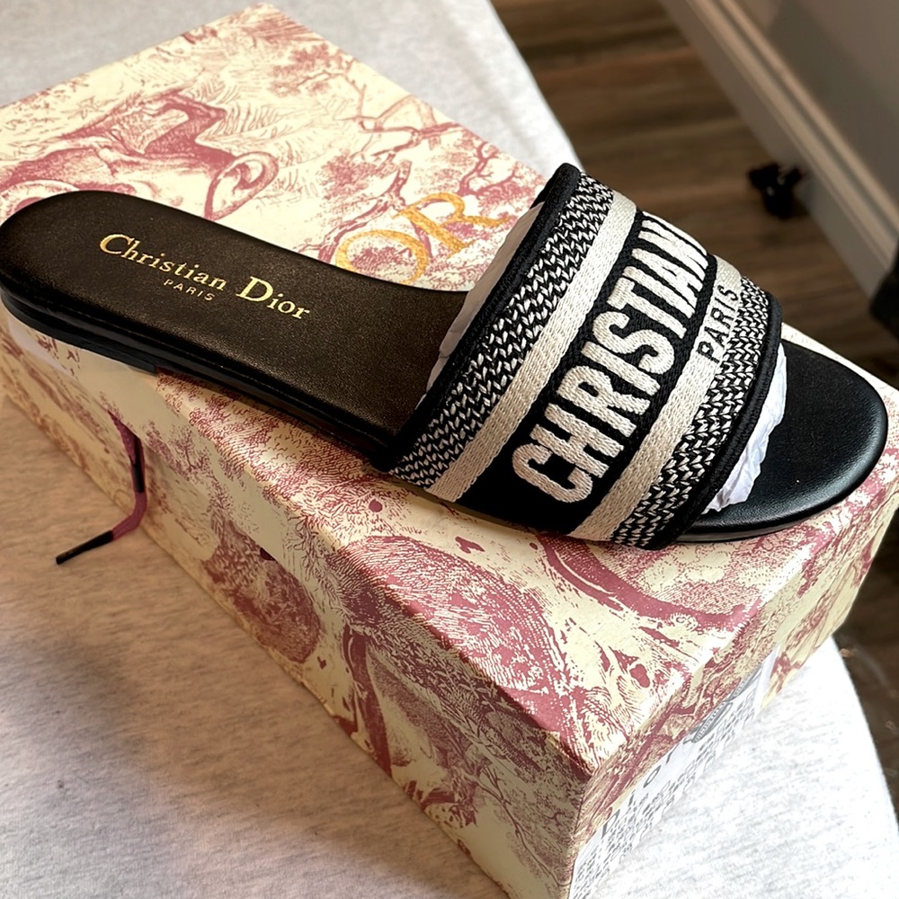 Designer inspired (CD) dway sandals. Black & cream. Size 36 (6). $100